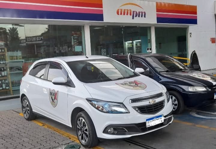 Viatura MAX em ronda no posto am/pm